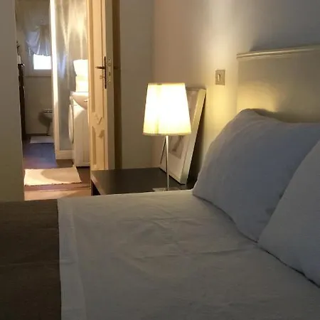 Bed & Breakfast La Maison Antoinette *